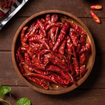 Kjøp Tørket Rød Chili, 100g - Fodda.no Asiatisk Nettbutikk - Rask levering i hele Norge