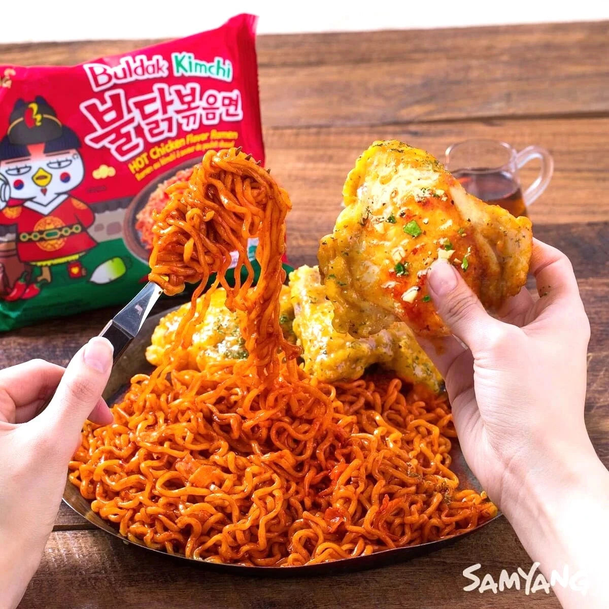 Kjøp Hot Chicken Flavor Kimchi Ramen - Samyang Buldak, 135g - Fodda.no Asiatisk Nettbutikk - Rask levering i hele Norge