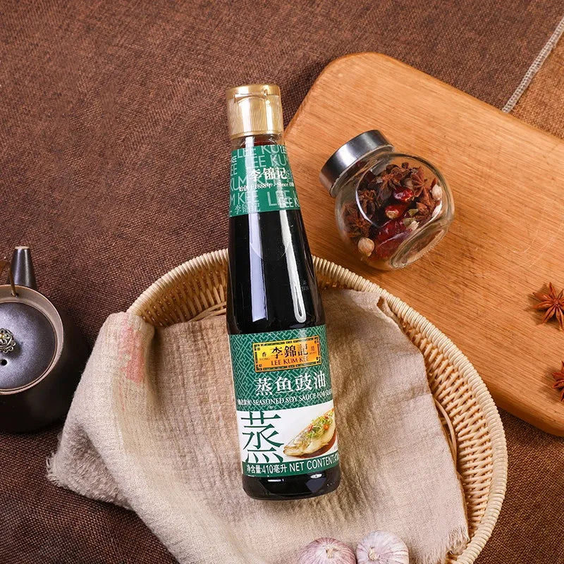 Kjøp Lee Kum Kee Seasoned Soy Sauce for Seafood, 410ml på nett - Fodda.no Asiatisk Nettbutikk - Rask levering i hele Norge