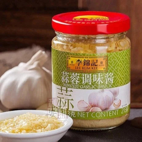 Kjøp Minced Garlic - Lee Kum Kee, 326g - Fodda.no Asiatisk Nettbutikk - Rask levering i hele Norge