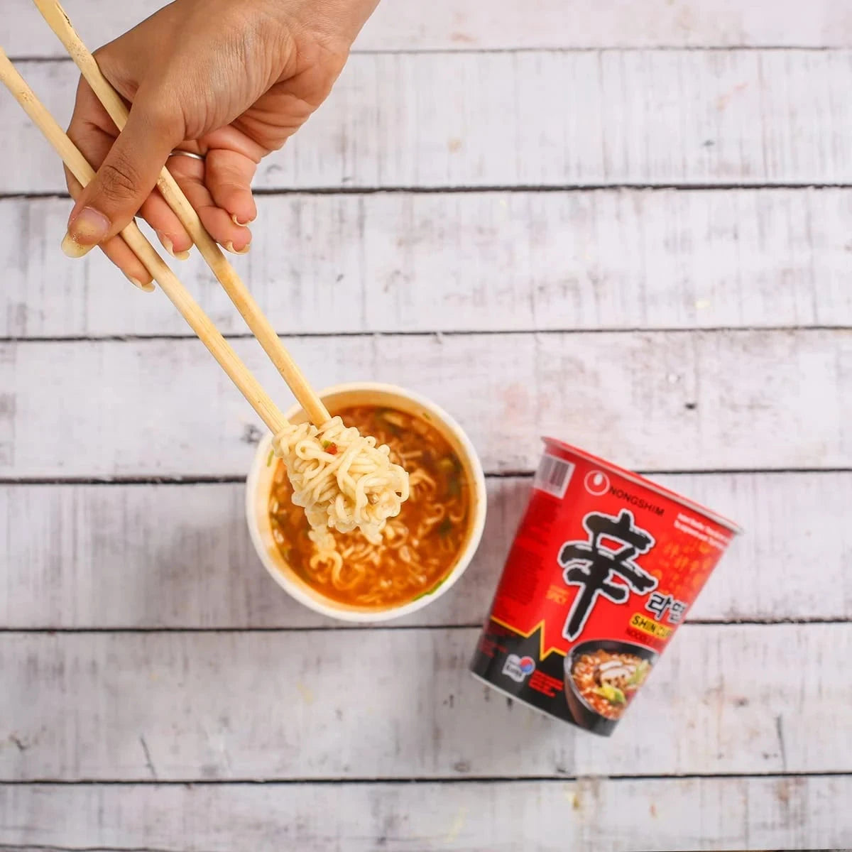 Kjøp Shin Cup Noodle - Nongshim, 68g - Fodda.no Asiatisk Nettbutikk - Rask levering i hele Norge