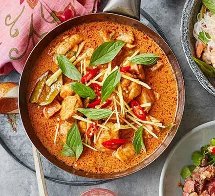 Kjøp Nittaya Red Curry Paste, 1kg på nett - Fodda.no Asiatiske nettbutikk