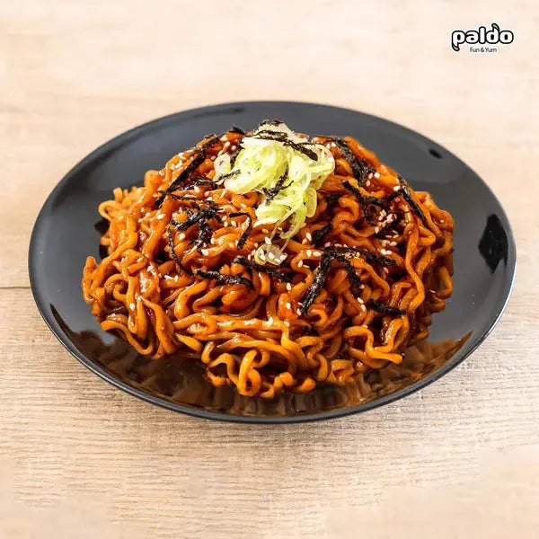 Kjøp Paldo Volcano Chicken Noodle Extreme Spicy!, 4x140g (560g) på nett - Fodda.no Asiatiske nettbutikk