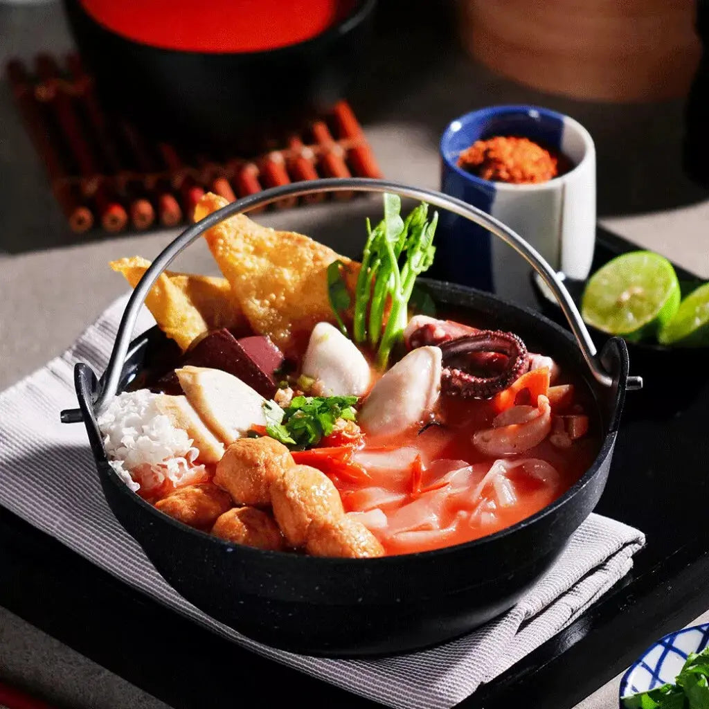 Kjøp Tom Yum Yentafo with Wide Rice Noodles - Lerros, 3x110g på nett - Fodda.no Asiatiske nettbutikk