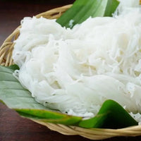 Kjøp We Greens Rice Vermicelli (เส้นขนมจีนเวียดนาม) 0,8mm, 375g på nett - Fodda.no Asiatiske nettbutikk